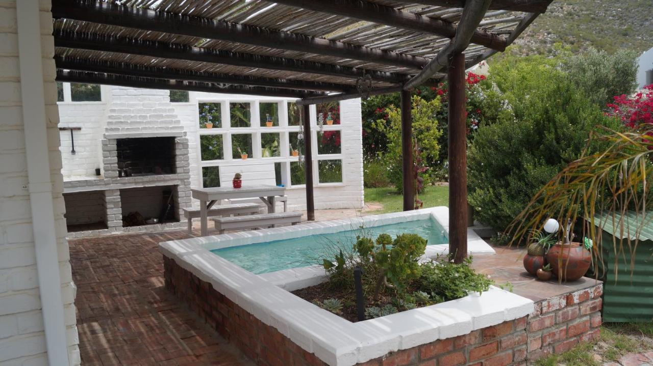 Villa White Lily à Montagu Extérieur photo