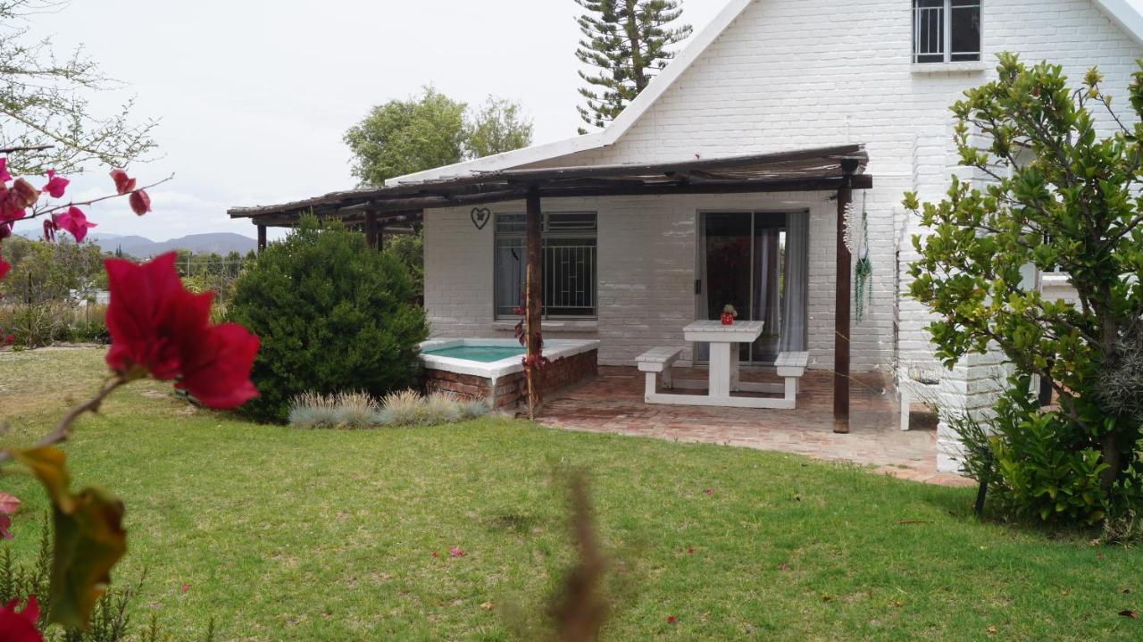Villa White Lily à Montagu Extérieur photo